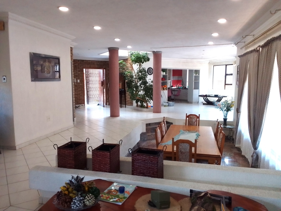 4 Bedroom Property for Sale in Zinniaville North West